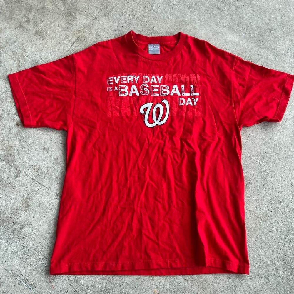 MLB Washington Nationals "everyday is a baseball day" graphic t-shirt Size L